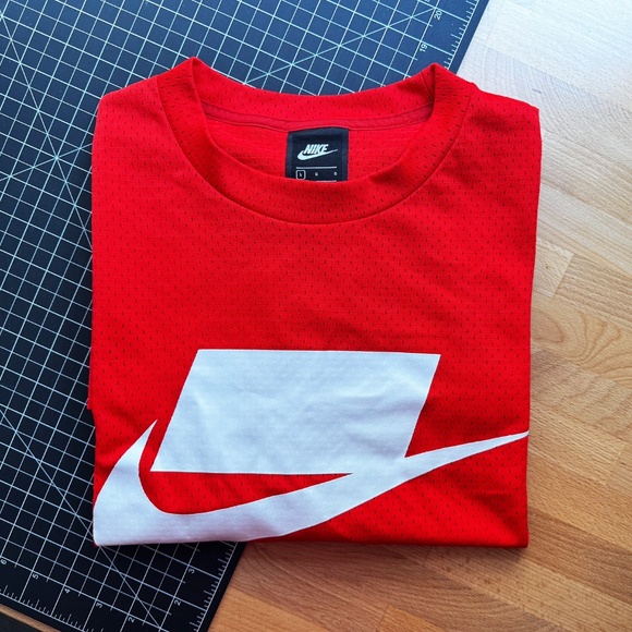 Nike Sportswear Blocked Logo Short Sleeve Jersey Men’s Size L Red NSW 928627-634 - Picture 12 of 12